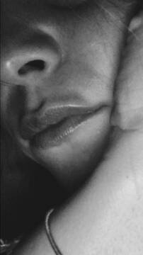 B&W